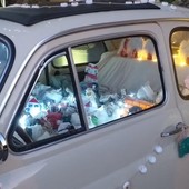 A San Lorenzo al Mare le storiche Fiat 500 diventano protagoniste di un “contest di presepi” A San Lorenzo al Mare le storiche Fiat 500 diventano protagoniste di un “contest di presepi”