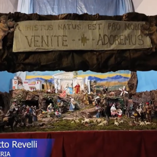 Prosegue il viaggio de La Voce nei presepi imperiesi: in San Benedetto Revelli sono due le Natività (Video)