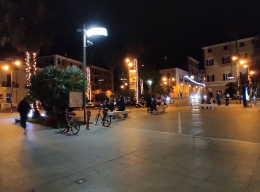 IL PUNTO. Capodanno in saldo a Imperia: quando la città spegne le idee IL PUNTO. Capodanno in saldo a Imperia: quando la città spegne le idee