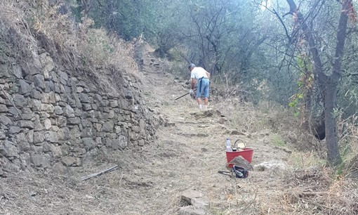I sentieri di Civezza ripuliti dal gruppo Alpini della Valle di San Lorenzo