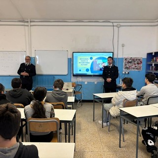 La polizia penitenziaria di Imperia porta la cultura della legalità nelle classi dell’I.C. “Littardi” La polizia penitenziaria di Imperia porta la cultura della legalità nelle classi dell’I.C. “Littardi”