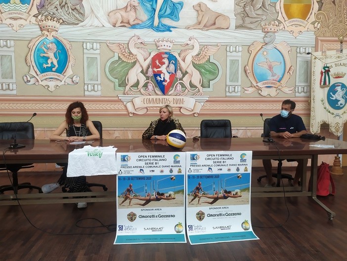 Diano Marina, non solo Aromatica nel week end. Sabato e domenica in scena il torneo di beach volley (video) Diano Marina, non solo Aromatica nel week end. Sabato e domenica in scena il torneo di beach volley (video)