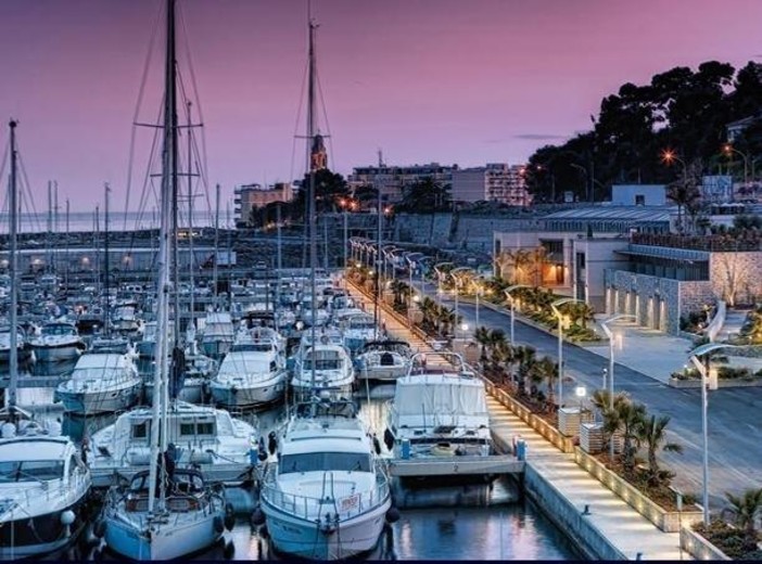 Lo Yacht Club Marina di San Lorenzo al Mare continuerà la sua attività dedicata alle discipline sportive legate al mare