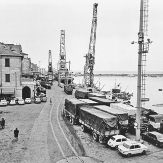 ACCADDE OGGI, 16 GENNAIO 1986. I traffici commerciali di olio “salvano” i porti di Oneglia e Porto Maurizio