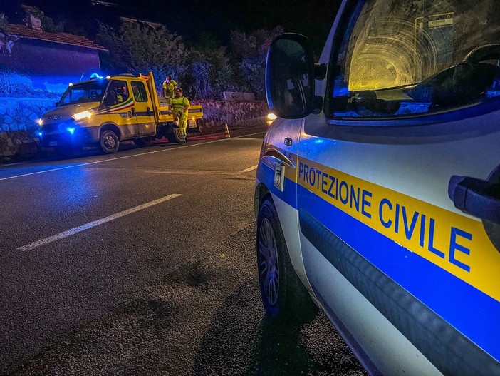 Alluvione in Emilia, in partenza la seconda missione ligure di Protezione Civile con dieci squadre Alluvione in Emilia, in partenza la seconda missione ligure di Protezione Civile con dieci squadre