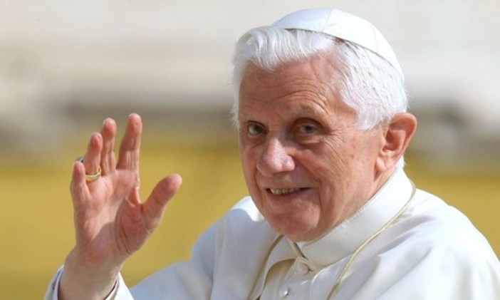E' morto Benedetto XVI, lutto per la scomparsa di Papa Ratzinger