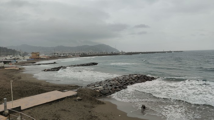 Turismo, la pioggia rovina le feste di Pasqua