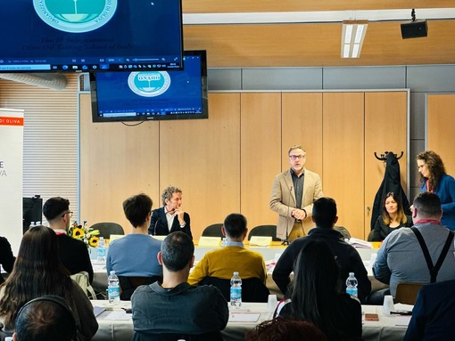 Da tutto il mondo a Imperia il corso tecnico per assaggiatori di olio d’oliva Da tutto il mondo a Imperia il corso tecnico per assaggiatori di olio d’oliva