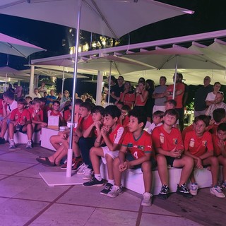 Calcio, la presentazione della Golfodianese. Sciandino: "Un progetto che parla al cuore della comunità" (video)