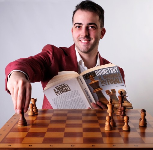 L’Imperiese Paolo Formento secondo al “Festival Scacchistico Internazionale di Mentone” L’Imperiese Paolo Formento secondo al “Festival Scacchistico Internazionale di Mentone”