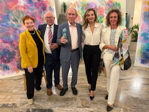 A Hanspeter Münch il 34° Premio “Incontri – Begegnungen” dell’ICIT di Imperia A Hanspeter Münch il 34° Premio “Incontri – Begegnungen” dell’ICIT di Imperia