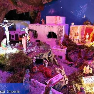 Il presepe pasquale della Basilica di San Giovanni Battista a Oneglia, fede e tradizione (Video) Il presepe pasquale della Basilica di San Giovanni Battista a Oneglia, fede e tradizione (Video)