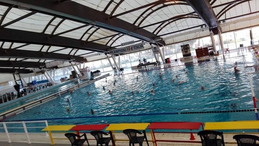Imperia: nuovo look per la piscina Cascione, mercoledì apertura posticipata per lavori Imperia: nuovo look per la piscina Cascione, mercoledì apertura posticipata per lavori