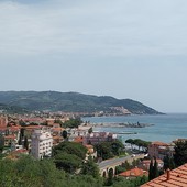 Vacanze di primavera, prenotazioni al 50 per cento in Riviera, ma cresce la speranza per il last minute