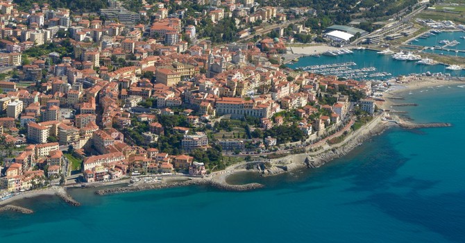 Case sempre più care a Imperia: prezzi in crescita del 3%