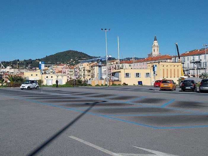 Imperia, settembre da record: oltre 400 mila euro nelle casse comunali tra parcheggi e sanzioni Imperia, settembre da record: oltre 400 mila euro nelle casse comunali tra parcheggi e sanzioni