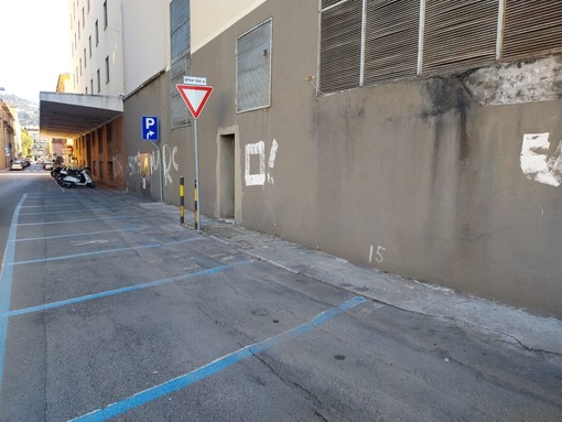 Referendum sui parcheggi blu bocciato dalla Commissione comunale: le motivazioni