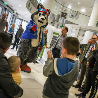 Prato Nevoso regala attrezzatura tecnologica di una sala operatoria per i piccoli pazienti oncologici del Gaslini Prato Nevoso regala attrezzatura tecnologica di una sala operatoria per i piccoli pazienti oncologici del Gaslini