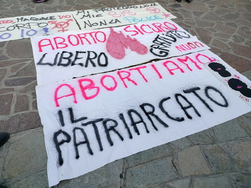 Rintocchi della campana “Pro Vita” a Porto Maurizio, Spiraglio Imperiese: "Faremo le barricate"