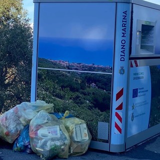 A Diano Marina la raccolta differenziata non funziona, il Comune: &quot;Avviata una sperimentazione per le attività commerciali&quot;