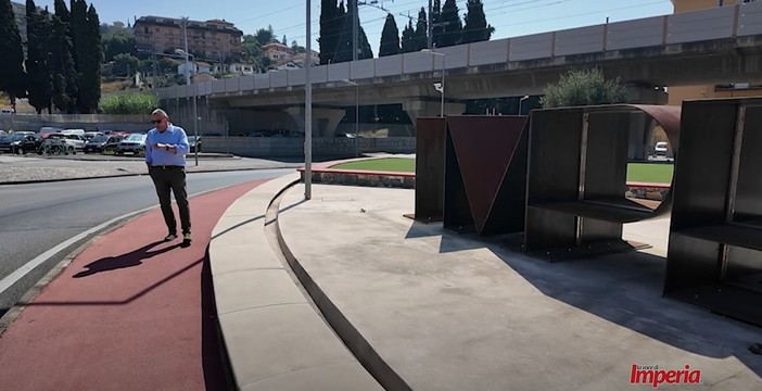 "Strage" di motociclette alla Rotonda di Castelvecchio: è allarme rosso (video)