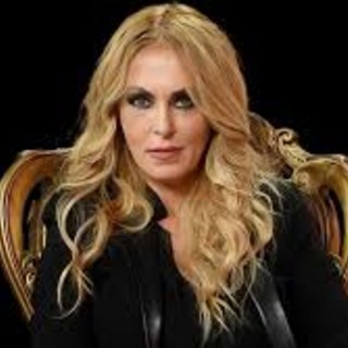 La criminologa Roberta Bruzzone al Teatro Ariston di Sanremo La criminologa Roberta Bruzzone al Teatro Ariston di Sanremo