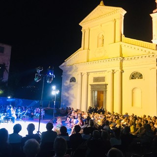 San Bartolomeo al Mare: questa sera un 'salotto musicale' aspettando il Rovere Jazz