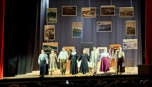‘Cacelotti e Ciantafurche' della Compagnia 'Ramaiolo in scena' al Teatro dell'Attrito di Imperia ‘Cacelotti e Ciantafurche' della Compagnia 'Ramaiolo in scena' al Teatro dell'Attrito di Imperia