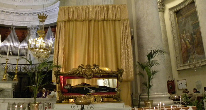 26 novembre 1996, Imperia accoglie le spoglie di San Leonardo da Porto Maurizio