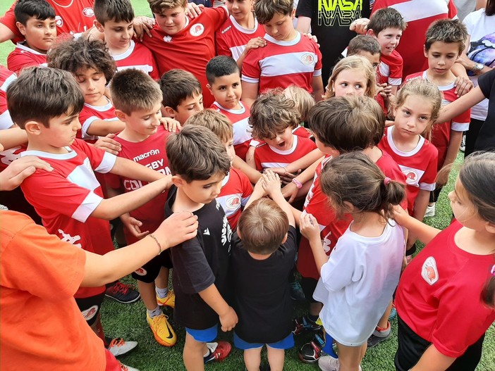 Imperia: terminato il corso di minirugby dei Reds nelle scuole dell'infanzia Imperia: terminato il corso di minirugby dei Reds nelle scuole dell'infanzia