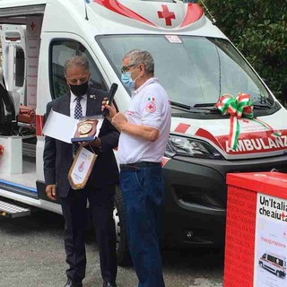 Imperia: il Rotary Club consegna un'ambulanza alla Croce Rossa (foto)