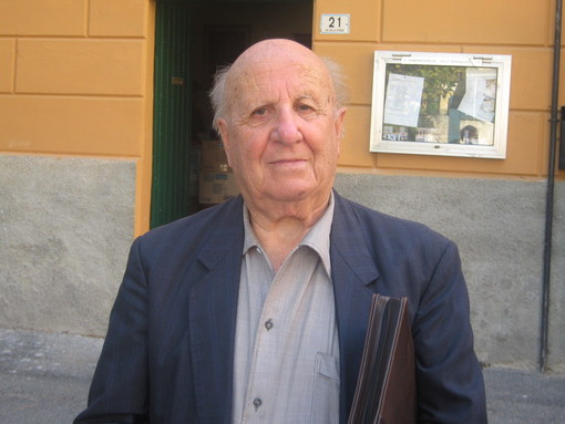 ACCADDE OGGI, 26 MARZO 1981. Il sindaco Pilade dà la sveglia agli imperiesi con una trasmissione radiofonica