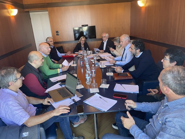 Maxi bollette, marcia indietro di Rivieracqua: pagamenti posticipati e rateizzazioni Maxi bollette, marcia indietro di Rivieracqua: pagamenti posticipati e rateizzazioni