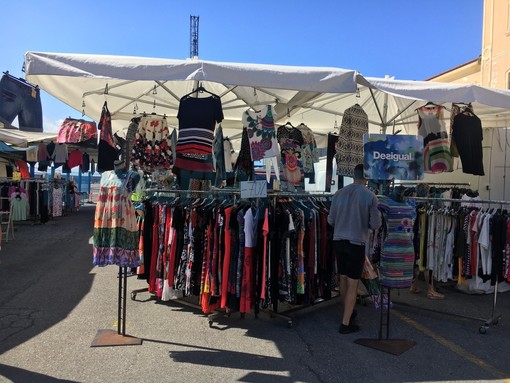 Imperia: il mercato di Oneglia torna in centro, Confcommercio “È ciò che tutti gli ambulanti aspettavano” Imperia: il mercato di Oneglia torna in centro, Confcommercio “È ciò che tutti gli ambulanti aspettavano”