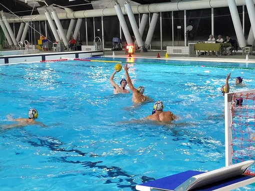 Una fase di gioco alla Cascione (Foto Flammia) Una fase di gioco alla Cascione (Foto Flammia)