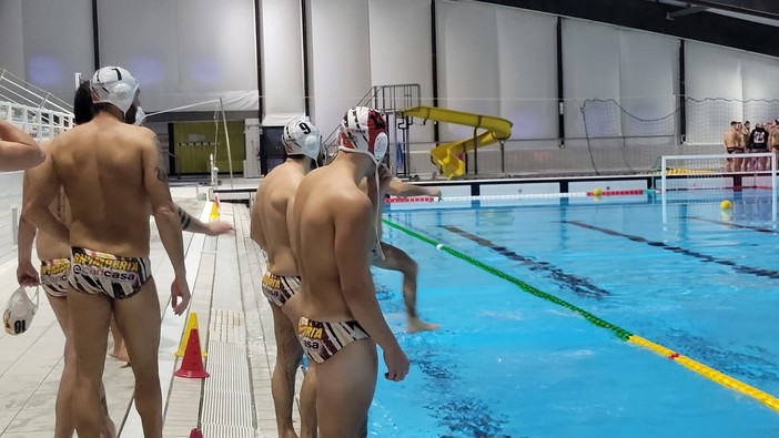 Pallanuoto serie B. Rari Nantes Imperia Raineri, ultima sfida del girone: a Genova con la rosa quasi al completo