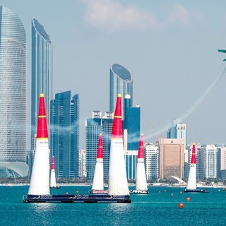 Red Bull Air Race debutta in Francia a Cannes dal 20 al 22 aprile