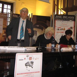 Imperia, presentazione del libro 'Hermanos' alla Biblioteca Civica L. Lagorio per i 75 anni del professor Trovato