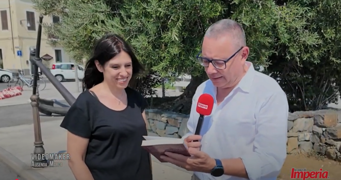 UN LIBRO PER L'ESTATE. Roberta Poggio e 'Onora il figlio': tra maledizioni, scandali e ritorni ( video)