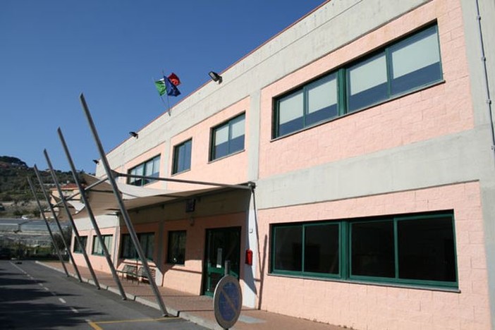 San Lorenzo al Mare: pubblicato il bando per la gestione del servizio mensa scolastica, base di 216 mila euro per quattro anni San Lorenzo al Mare: pubblicato il bando per la gestione del servizio mensa scolastica, base di 216 mila euro per quattro anni