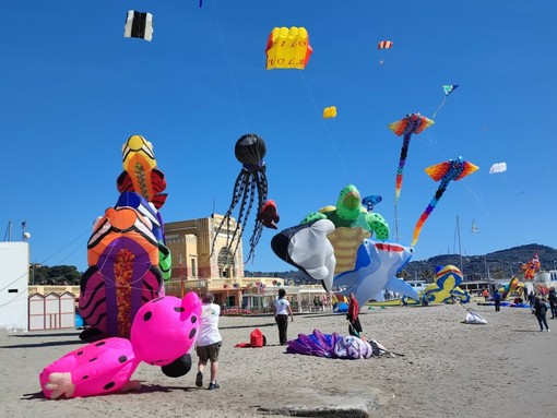 'Sol&Vento - Energia di Primavera' a Borgo marina di Imperia 'Sol&Vento - Energia di Primavera' a Borgo marina di Imperia