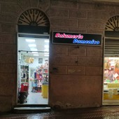 Furto notturno di frutta e verdura davanti a una salumeria di Porto Maurizio Furto notturno di frutta e verdura davanti a una salumeria di Porto Maurizio