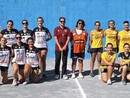 Le due quadrette a centrocampo prima del derby Le due quadrette a centrocampo prima del derby