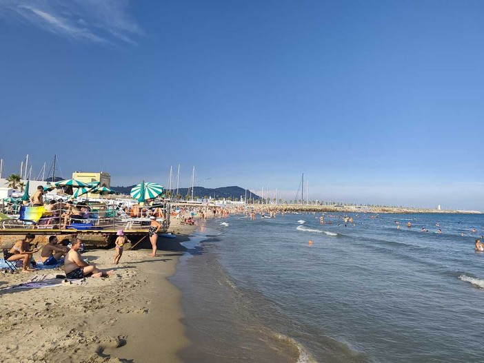 Un’estate segnata dal caldo, Podestà (Osservatorio meteorologico): "Un'anomalia per Imperia" Un’estate segnata dal caldo, Podestà (Osservatorio meteorologico): "Un'anomalia per Imperia"