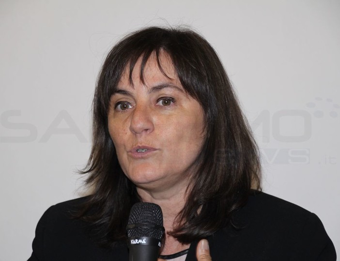 Sanità: Viale “In commissione interventi costruttivi ma anche sfilata nostalgici consultori autogestiti anni settanta”