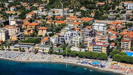 San Bartolomeo al Mare, torna il “Bartolo Bus”, più collegamenti tra mare ed entroterra San Bartolomeo al Mare, torna il “Bartolo Bus”, più collegamenti tra mare ed entroterra