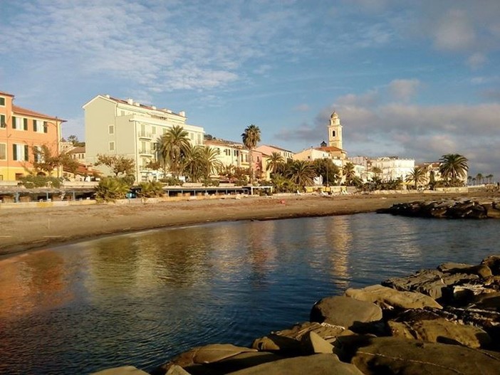 Santo Stefano al Mare: il 16 settembre via alla raccolta differenziata, giovedì prossimo incontro con la cittadinanza Santo Stefano al Mare: il 16 settembre via alla raccolta differenziata, giovedì prossimo incontro con la cittadinanza
