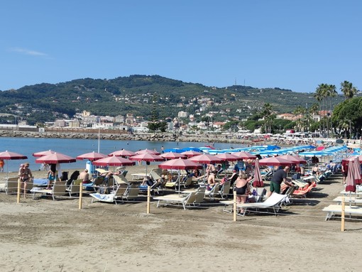 Turismo, gli stranieri sorridono alla Riviera più presenze a Ferragosto Turismo, gli stranieri sorridono alla Riviera più presenze a Ferragosto