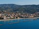 Giro di vite a San Bartolomeo al Mare sulle locazioni brevi, raffica di controlli e multe per gli affitti turistici irregolari Giro di vite a San Bartolomeo al Mare sulle locazioni brevi, raffica di controlli e multe per gli affitti turistici irregolari