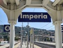 Tragico investimento a Diano Marina: treno evacuato a Imperia, caos sulla linea ferroviaria